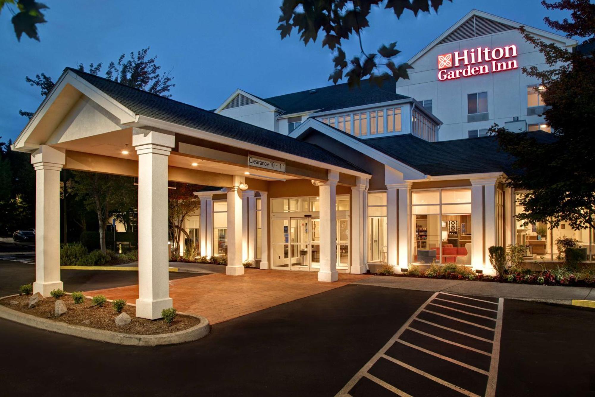 Hilton Garden Inn Portland/Beaverton Exterior photo
