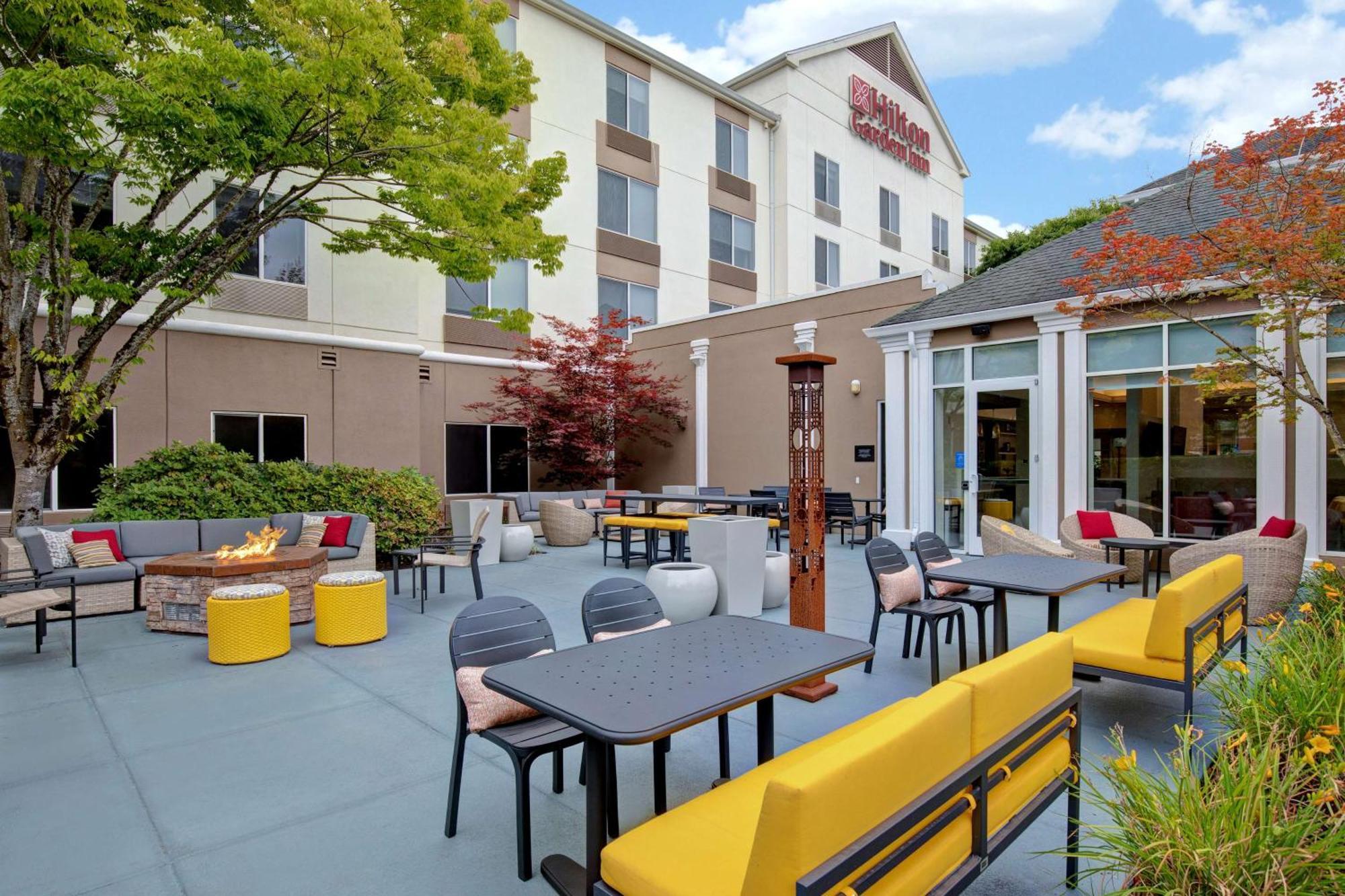 Hilton Garden Inn Portland/Beaverton Exterior photo