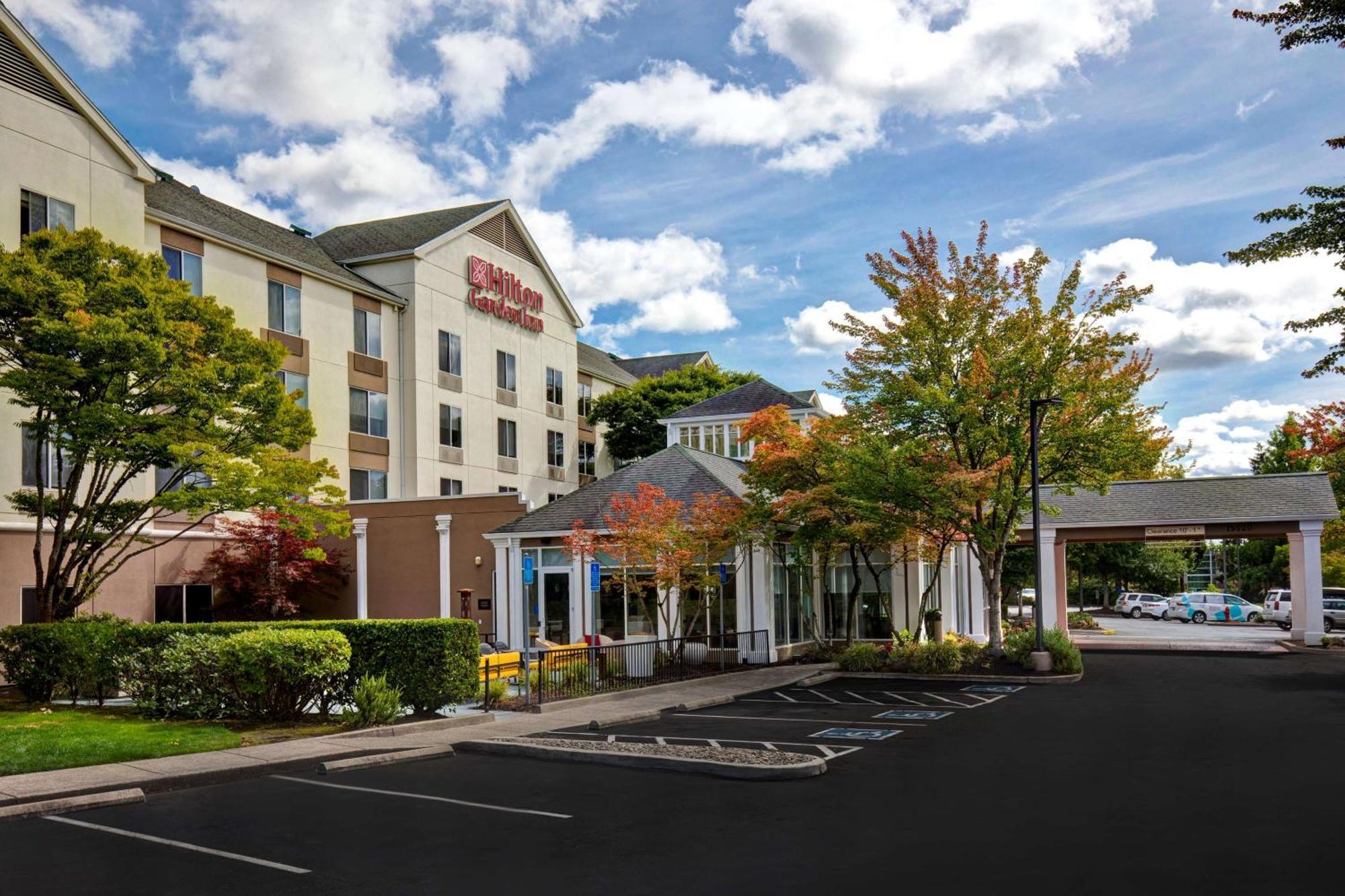 Hilton Garden Inn Portland/Beaverton Exterior photo